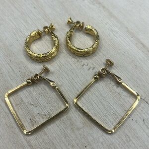 NAPIER vintage clip on screw back earrings signed gold tone
